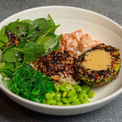 Поке с форелью в 321 Club by Novikov по цене 980