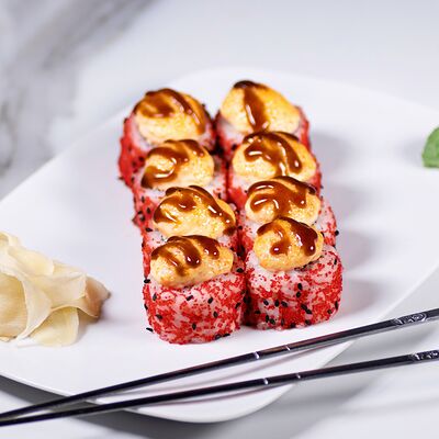 Запеченный ролл от шефа в Евразия по цене 520 ₽