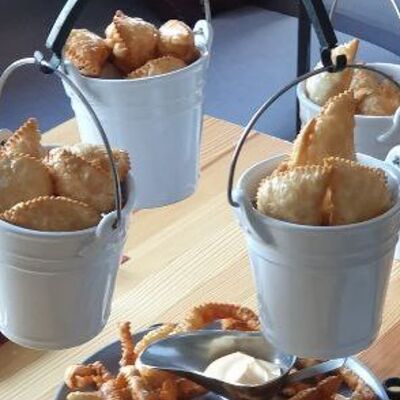 Сет мини-чебурековв Тифлисъ по цене 59 р.