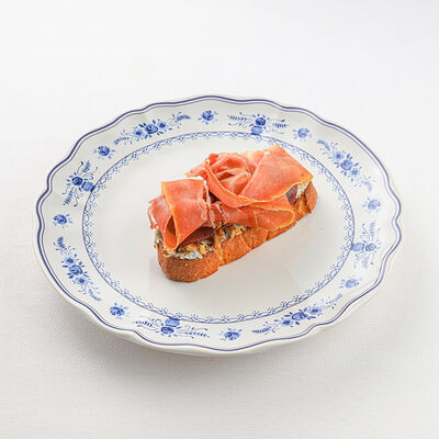 Брускетта с пармой, горгонзолой, грушей и грецкими орехами в La Scala Trattoria Ignazio по цене 18 р.