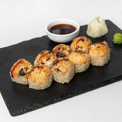 Запеченный ролл с угрем в Сакура по цене 359 ₽