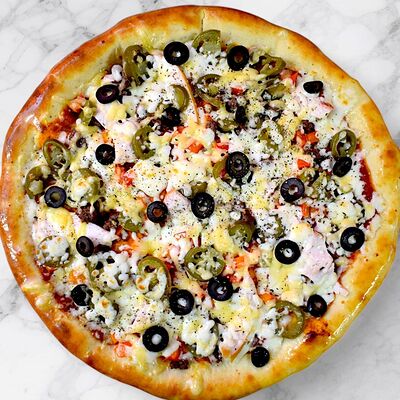 Пицца острая 31см в Enjoy по цене 880 ₽