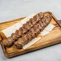 Люля-кебаб из говядины в лаваше в Mr. Grill