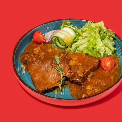 Стейк из пиканье в соусе Демиглас с грибами в Kiss по цене 365