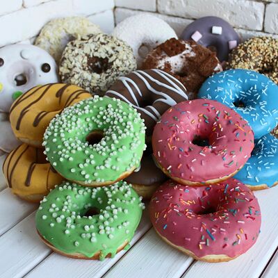 Донатсы Ассорти Set 24 в Десерт Коллекция по цене 1990 ₽