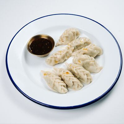 Пельмени с морепродуктами и острым Ланчжоуским соусомв Китайка по цене 490 ₽