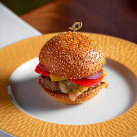 Бургер Regent Wagyu в Regent