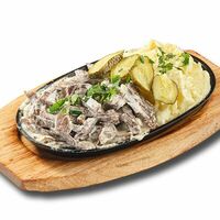 Бефстроганов с гарниром в УНИ-ПИЦЦА