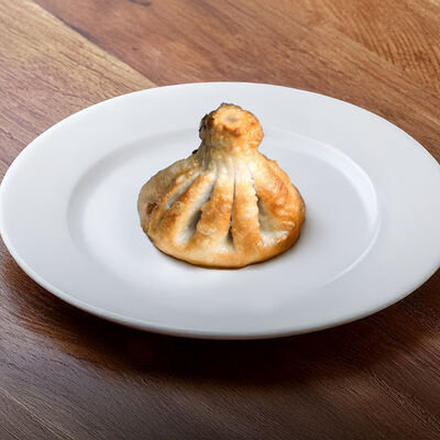 Хинкали жареные с говядиной в Кафе хачапури по цене 446 ₽