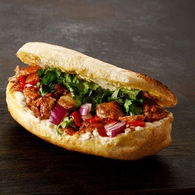 Мировой вкус в мягкой булочке в Мировой Вкус по цене 165 ₽