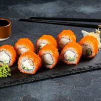 Ролл калифорния с креветкой в Фиеста