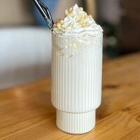 Молочный коктейль в Coffee time