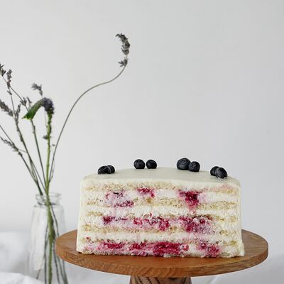 Торт Молочная девочка в Крошка по цене 450 ₽