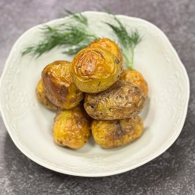 Бэби-картофель с чесноком в Кулинария Ласка Гурмэ по цене 135 ₽