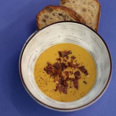 Пряный чечевичный суп в Tine по цене 350 ₽