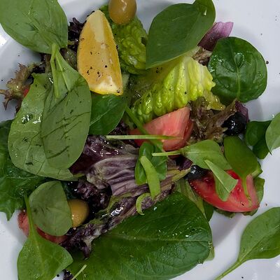 Салат Летний в Баловень С по цене 590 ₽