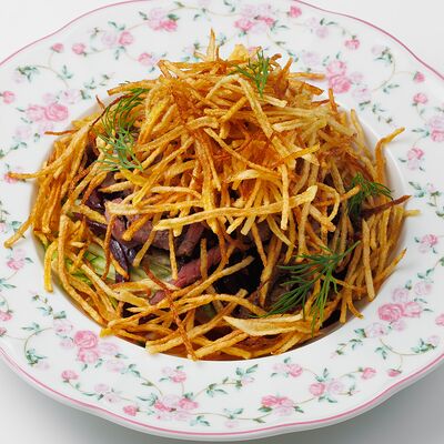 Фирменный салат Урман в УРМАН кафе по цене 485 ₽