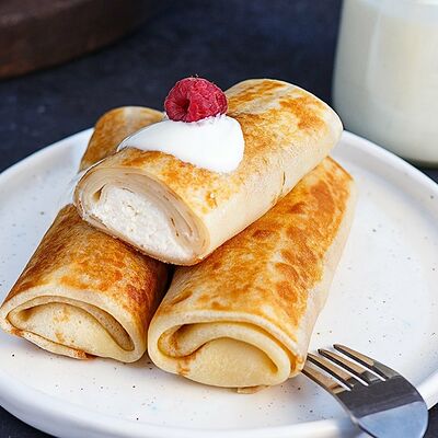 Блинчик с творогом 2 шт в Бакинский Chef по цене 270 ₽