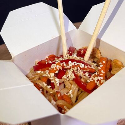 Удон со свининой в Deep Tasty по цене 310