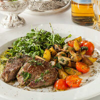 Говядина Охота в Ресторан Татев