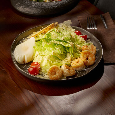 Цезарь с креветками в Маради по цене 830 ₽