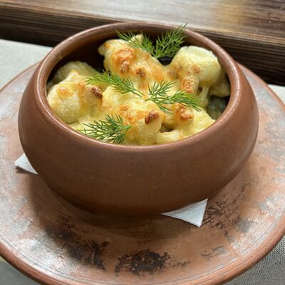 Кундюмы с индейкой, запеченные под сырной корочкой в Добролюбово по цене 580 ₽