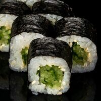 Классический с огурцом в Sushi Шах