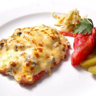 Мясо по-французски в Райский сад рест по цене 600 ₽
