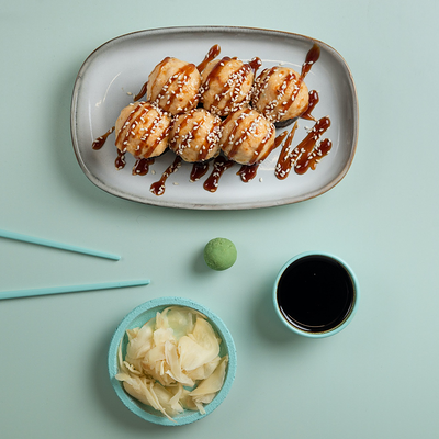 Запеченный ролл с лососем и тунцом в Rollwell по цене 620 ₽