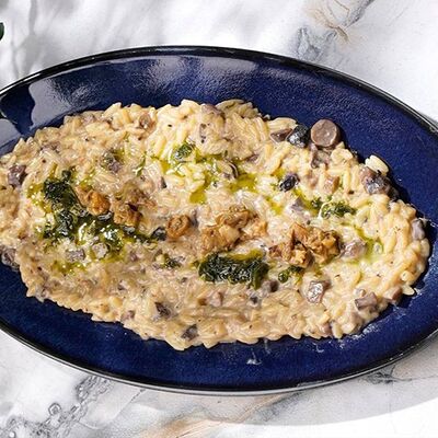 Орзо с белыми грибами и трюфелем в Мясо & Рыба по цене 890 ₽