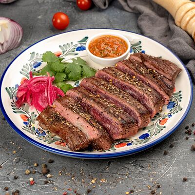 Стейк мясника в пряных специях в Сорренто по цене 1250 ₽
