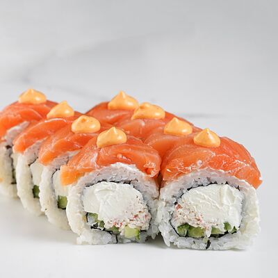 Копчёная Филадельфия с крабом в Ёбисан по цене 1029 ₽