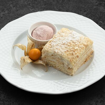 Наполеон с ванильным кремом в Асъядор по цене 450 ₽