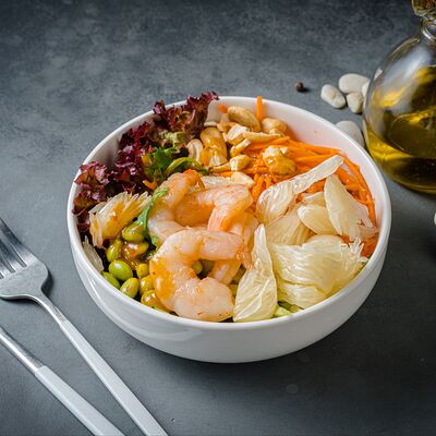 Азиатский салат с креветкой в BowlMe по цене 550 ₽