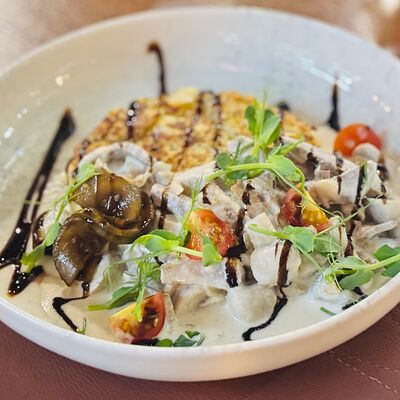 Бефстроганов с картофельным рёшти в Premier & Only по цене 545 ₽