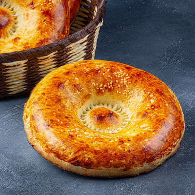 Лепешка тандырная в Узбекская кухня Халяль по цене 50 ₽