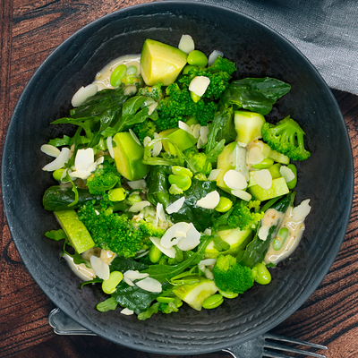 Зеленый салат в Hatimaki по цене 445 ₽