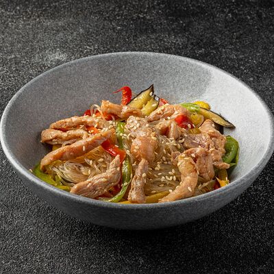 Лапша стеклянная фунчоза со свининой в Роллофф по цене 499 ₽