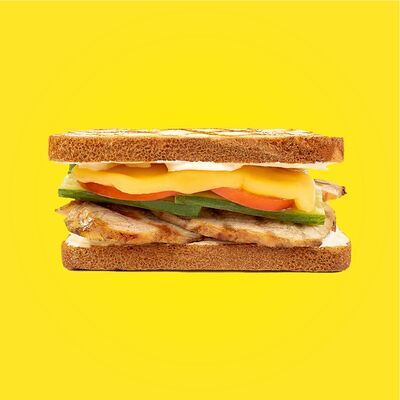 Сэндвич с куриным филе в Координаты по цене 290 ₽