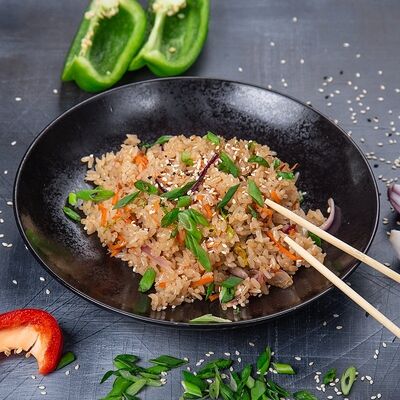 Честный Вок с рисом в SushiDays по цене 209 ₽