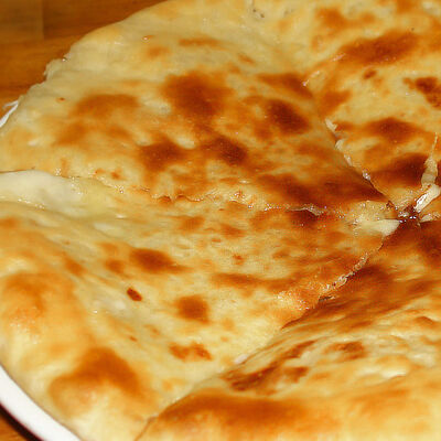 Хачапури по-имеретински в Хинкальная по цене 650 ₽