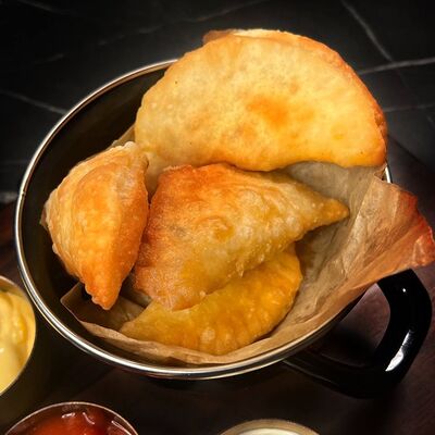 Готи с говядиной в Kirova street по цене 280 ₽