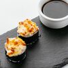 Запеченный ролл с креветкой в Mojo Rest по цене 459
