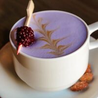 Ежевичный латтев Миндаль Coffee & Food