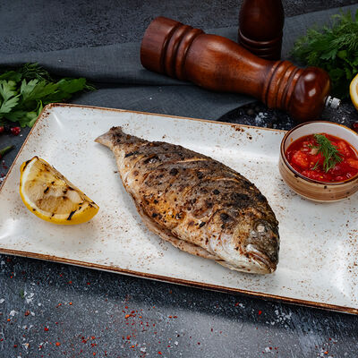 Дорадо на углях в аджике в КРЫША по цене 1550 ₽