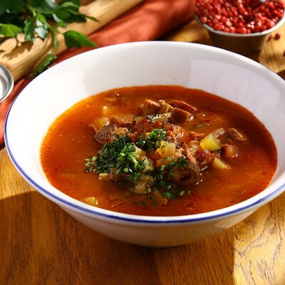 Суп Мясная солянка в Munhell по цене 680 ₽