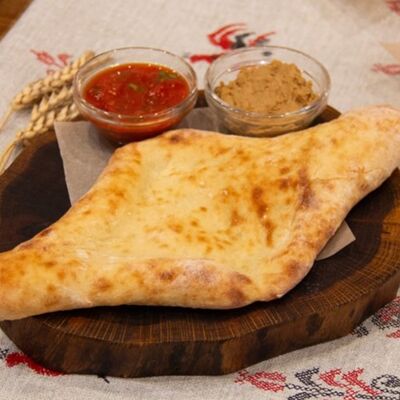 Пури с паштетом из печени цыпленкав Kinza по цене 310 ₽