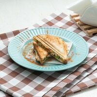 Сэндвич с ветчиной, сыром и овощами в Пельмеша