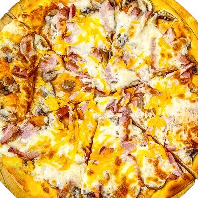 Пицца с ветчиной и грибами в Шашлык с акцентом по цене 910 ₽