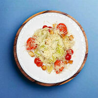 Цезарь с семгой в Огни Города